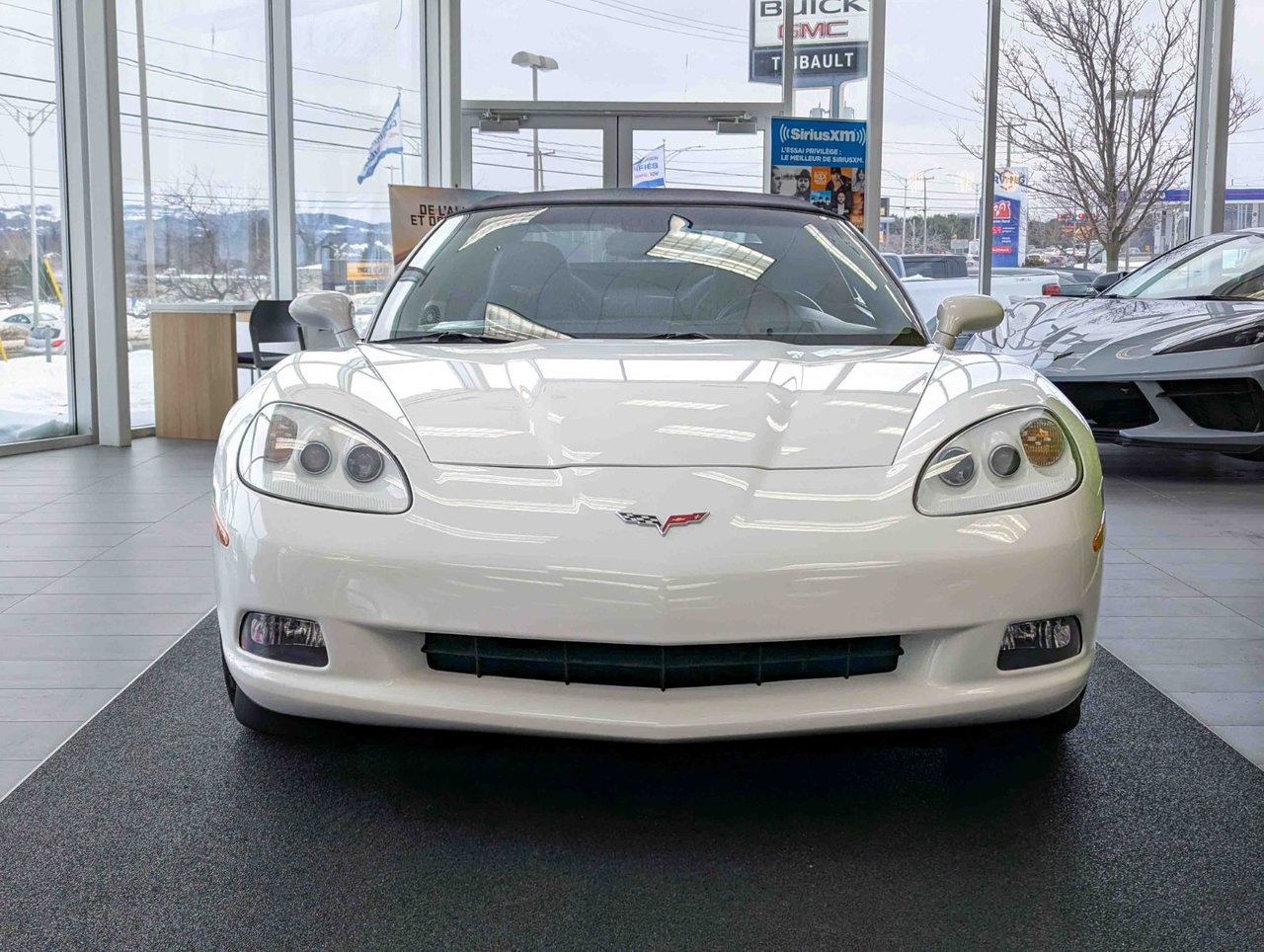 Chevrolet Corvette W/3LT 2010 BLANC Saint-Eustache - photo #1