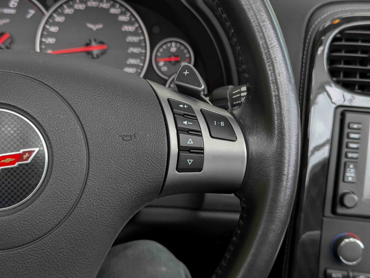 Chevrolet Corvette W/3LT 2010 BLANC Saint-Eustache - photo #29