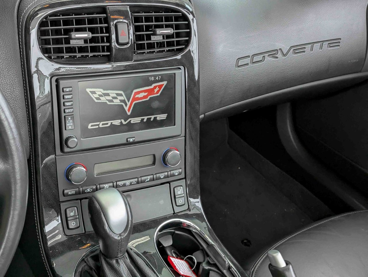 Chevrolet Corvette W/3LT 2010 BLANC Saint-Eustache - photo #23