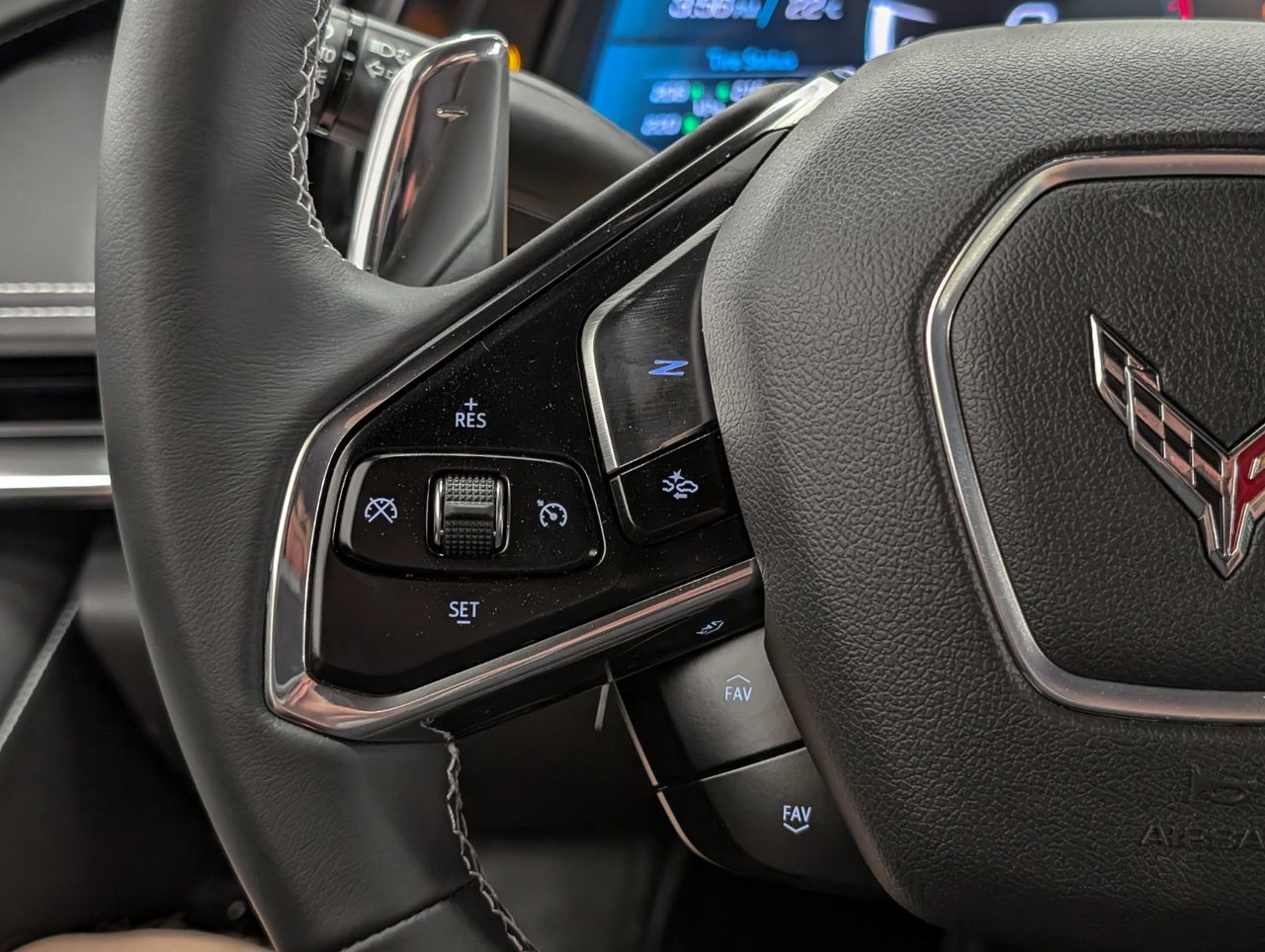 Chevrolet Corvette 1LT 2024 Noir Saint-Eustache - photo #21