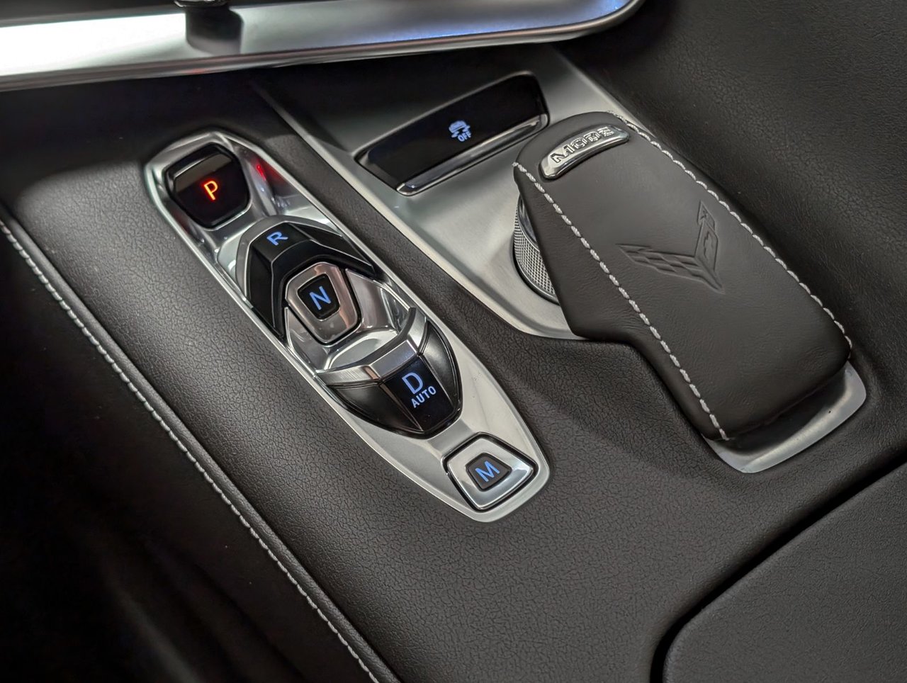 Chevrolet Corvette 1LT 2024 Noir Saint-Eustache - photo #18