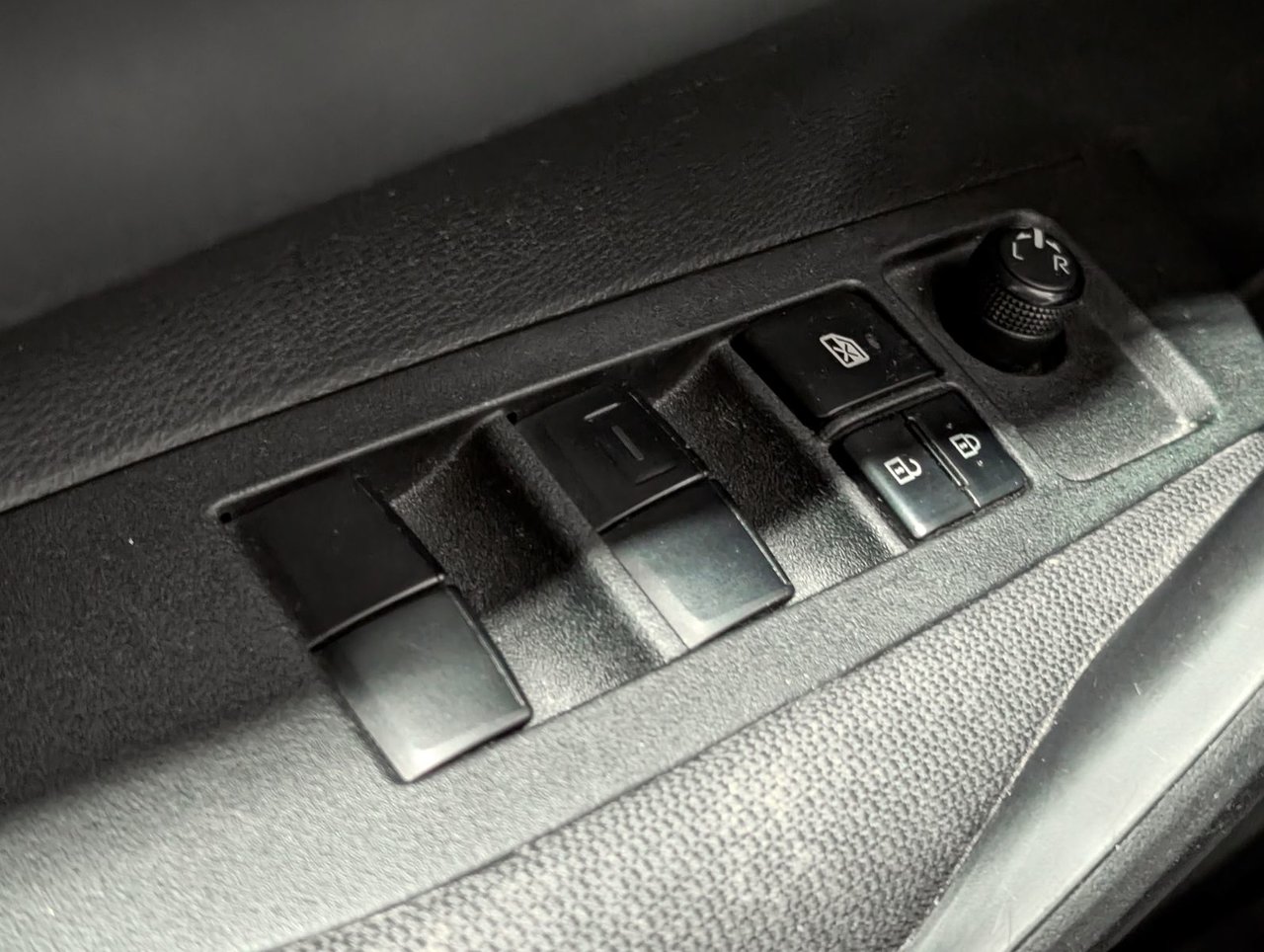 2020 Toyota Corolla LE Saint-Eustache - photo #21