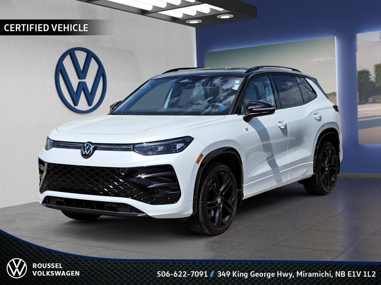 Oryx White Pearl w/Black Roof 2025 Volkswagen Tiguan Comfortline R-Line Black Edition 4Motion SUV / Crossover Automatic