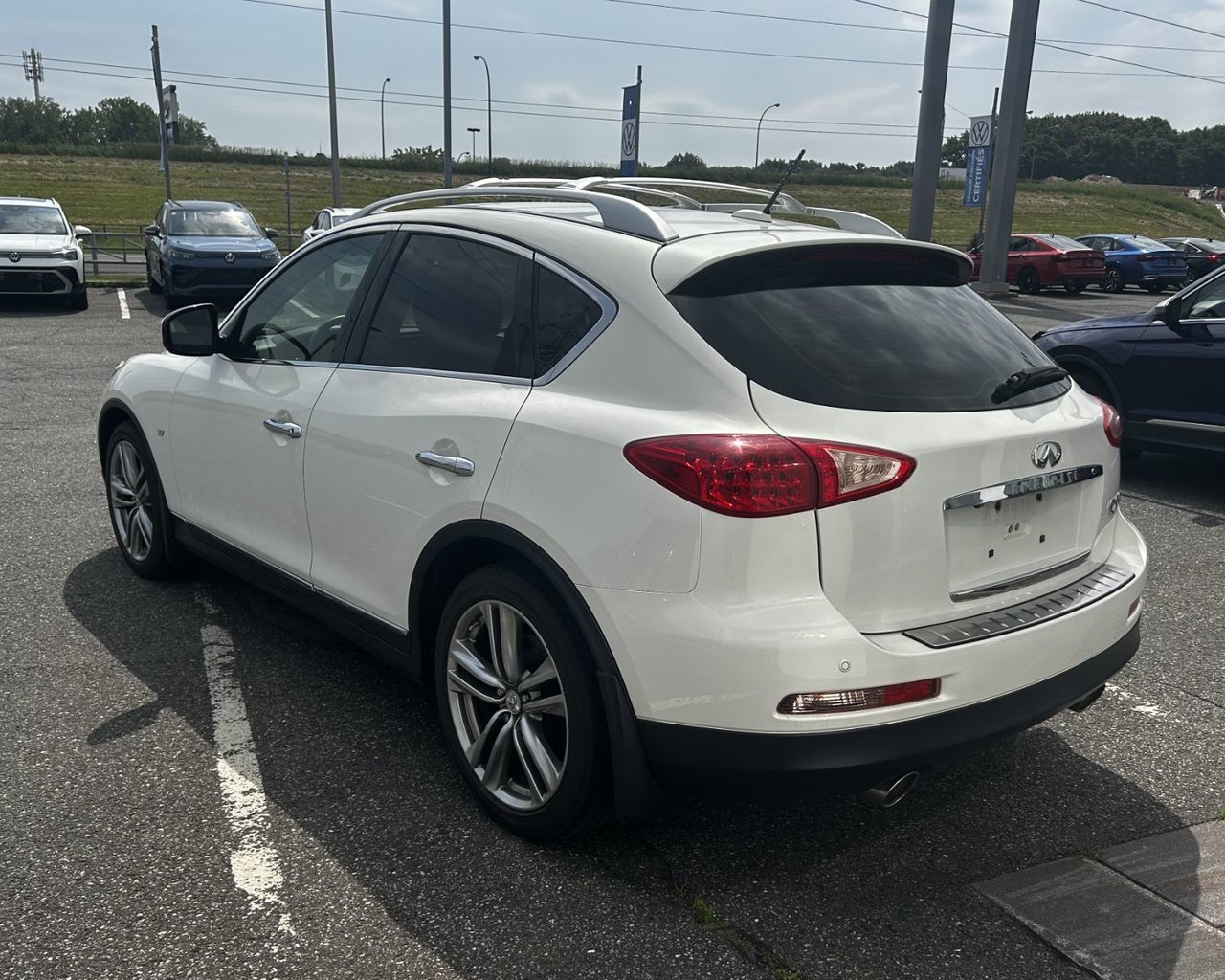 Infiniti QX50  2015