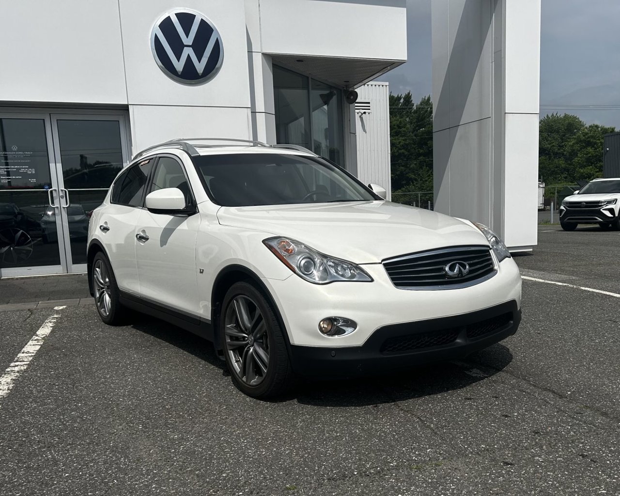 Infiniti QX50  2015