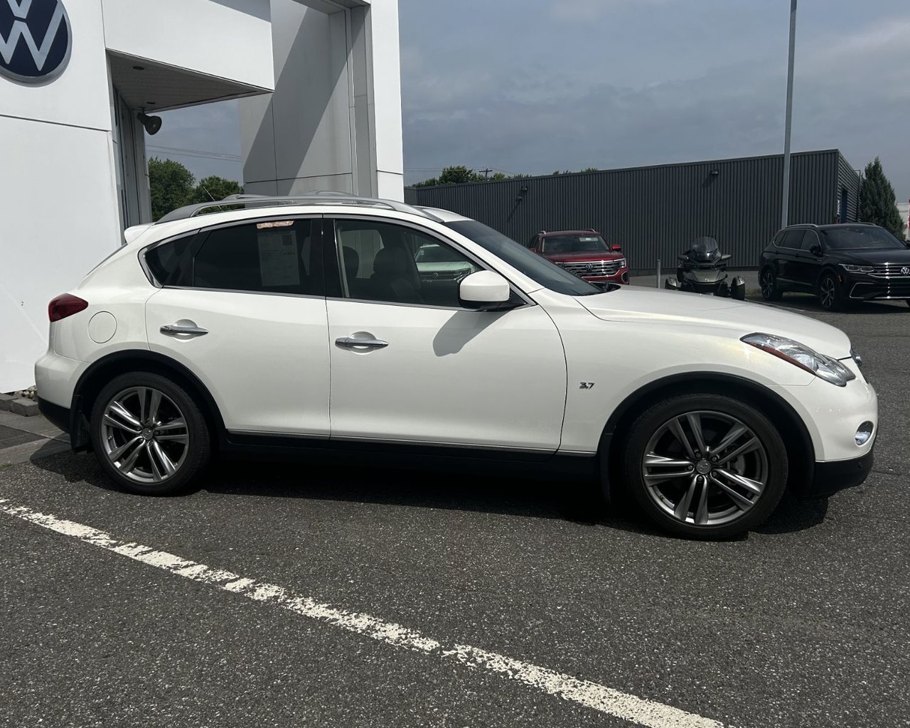 Infiniti QX50  2015