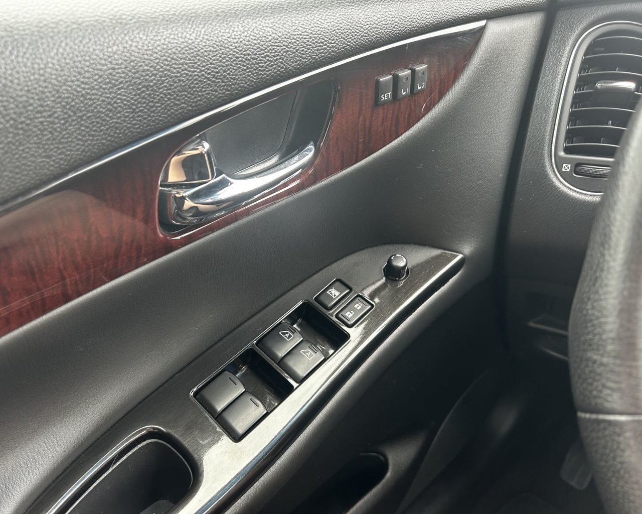 Infiniti QX50  2015