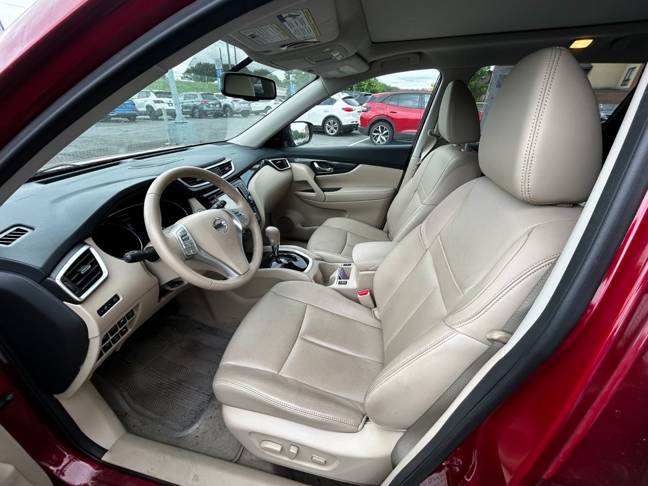 Nissan Rogue  2014