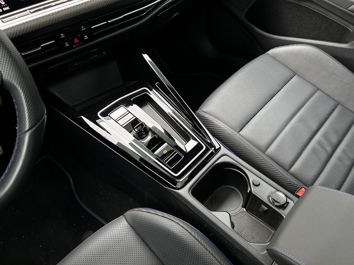 Volkswagen Golf R  2024