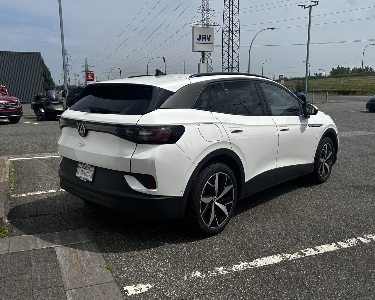 2023 Volkswagen ID.4 Pro