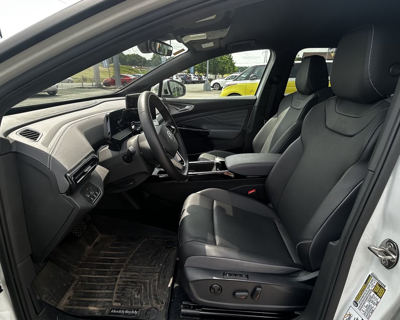 2023 Volkswagen ID.4 Pro