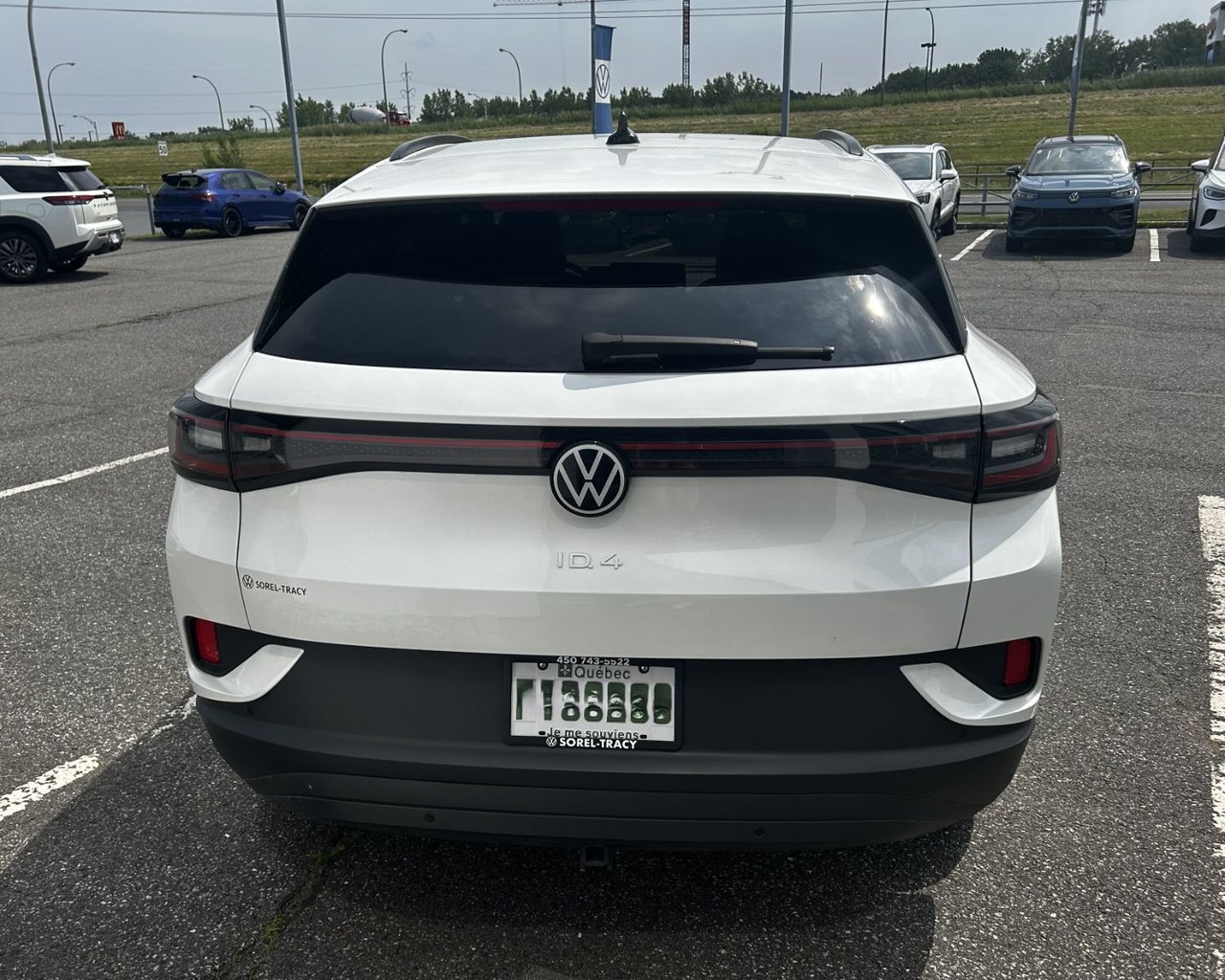2023 Volkswagen ID.4 Pro