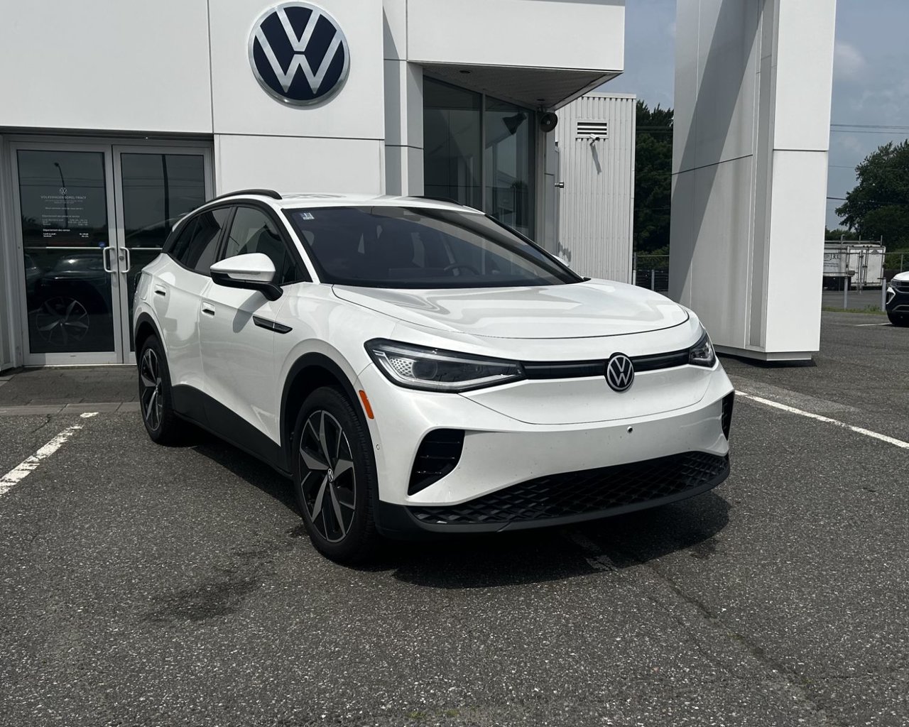 2023 Volkswagen ID.4 Pro