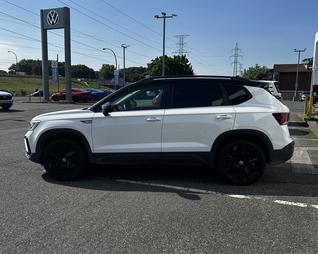 2024 Volkswagen Taos Comfortline Black Edition