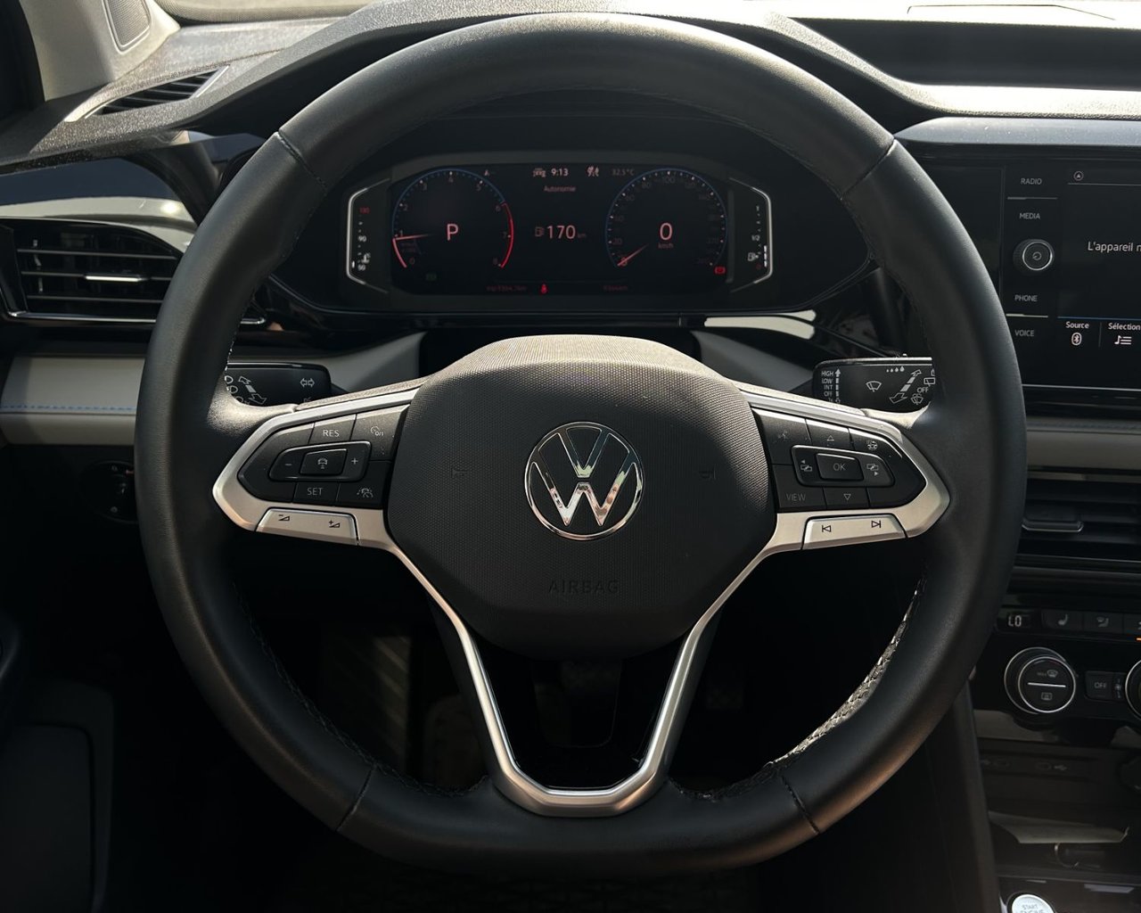 2024 Volkswagen Taos Comfortline Black Edition