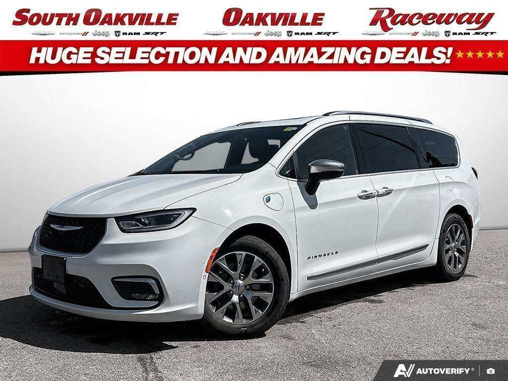 White 2023 Chrysler Pacifica Hybrid Minivan Front-Wheel Drive Automatic