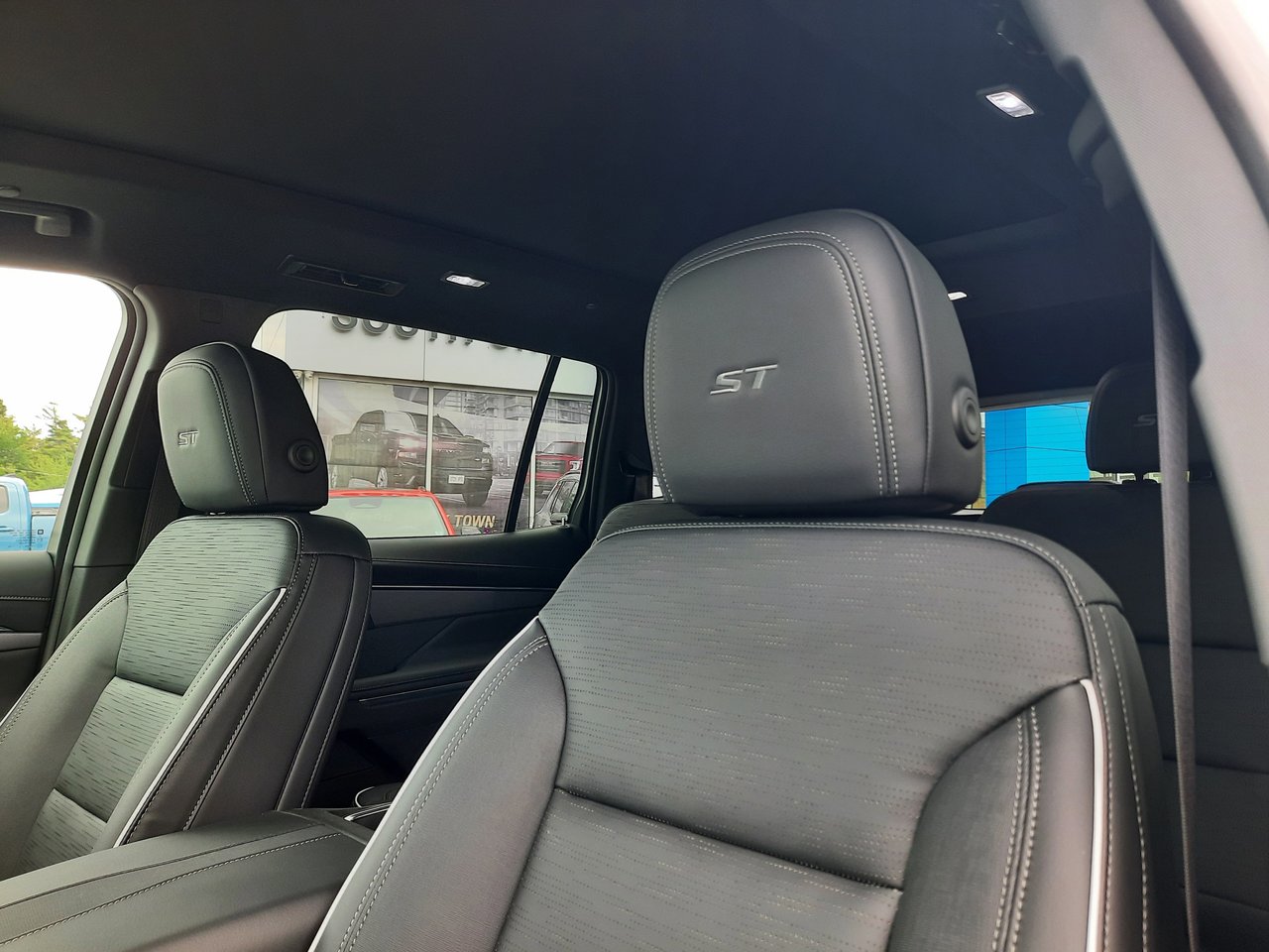 2025 Buick Enclave Sport Touring-2