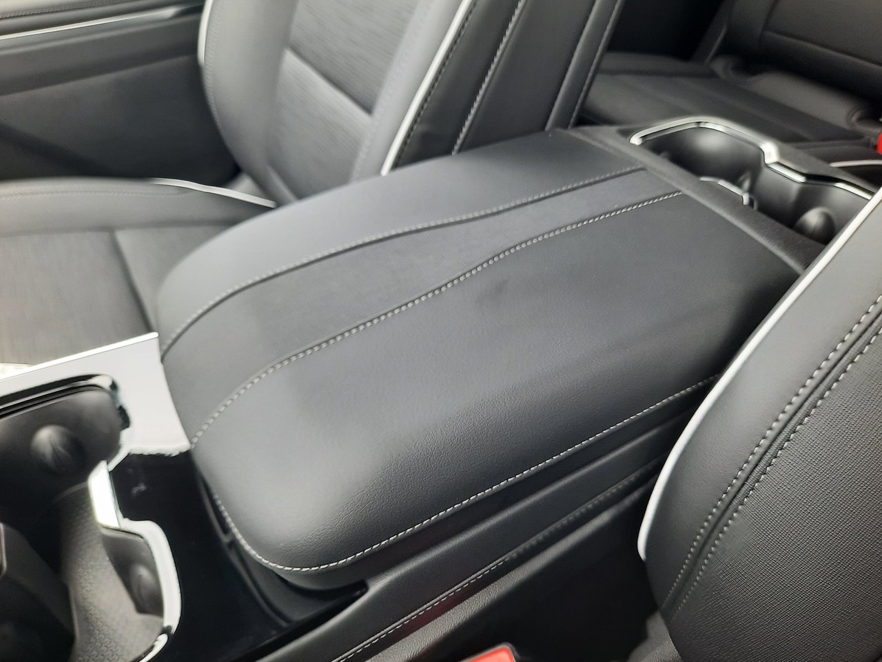 2025 Buick Enclave Sport Touring-23