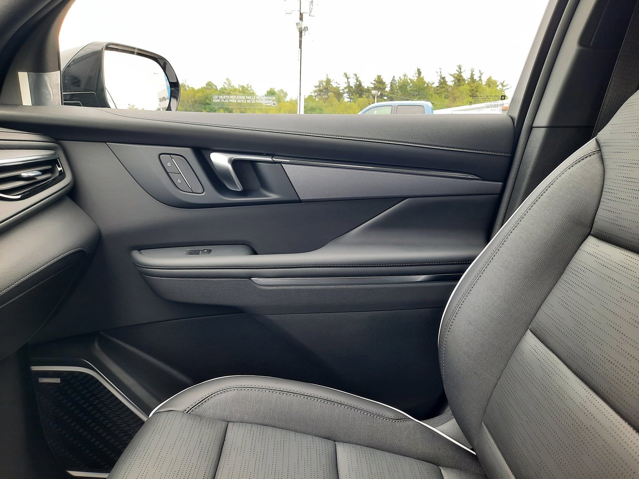 2025 Buick Enclave Sport Touring-25