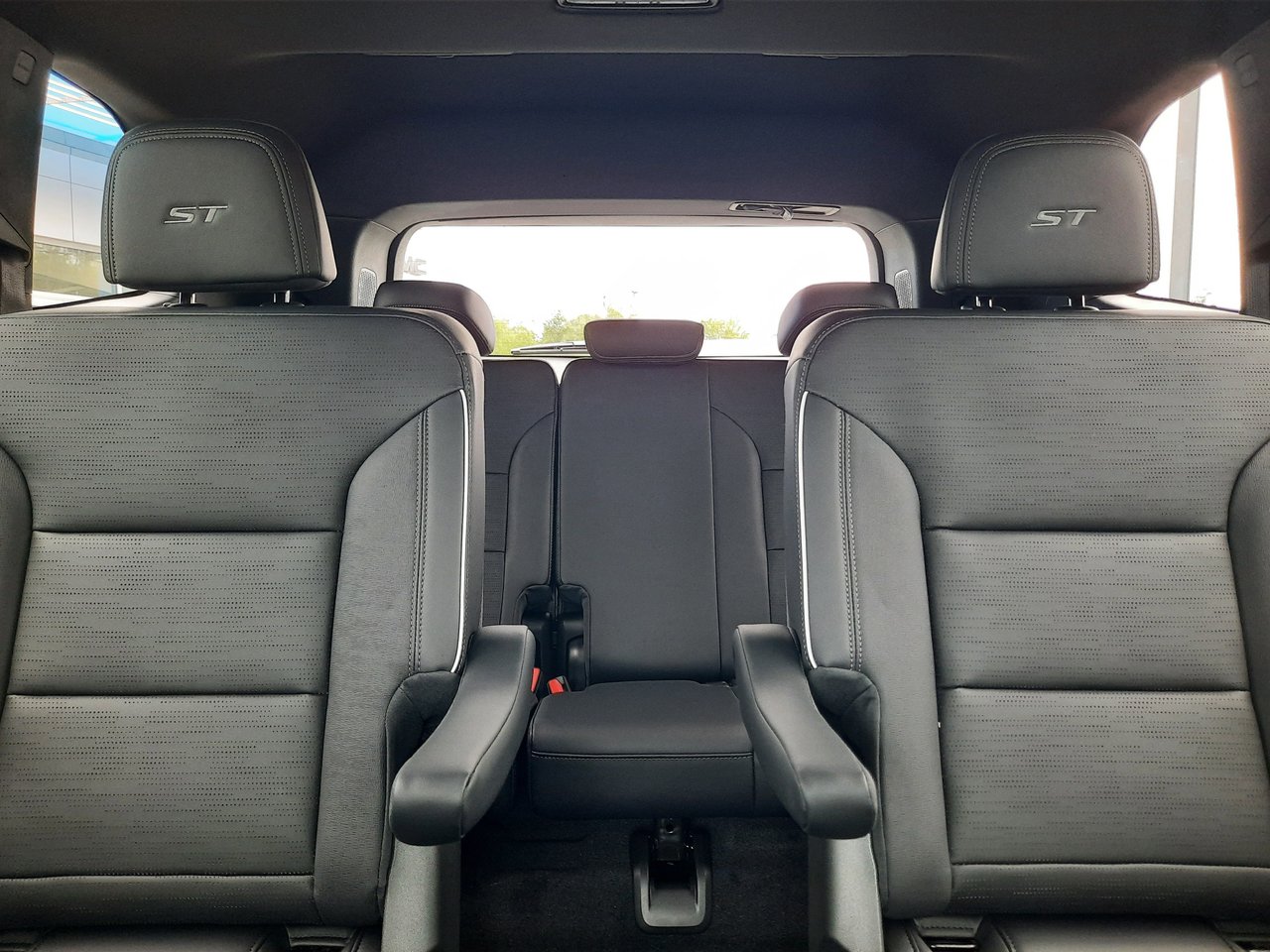 2025 Buick Enclave Sport Touring-27