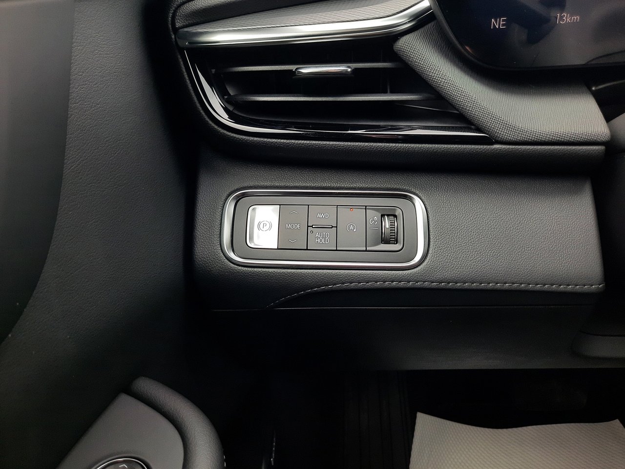 2025 Buick Enclave Sport Touring-13