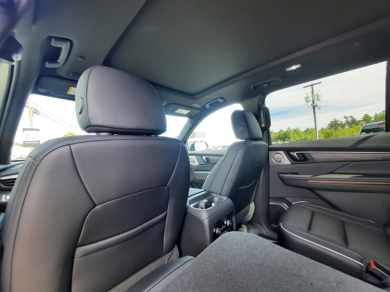 2026 Buick Enclave Avenir-27