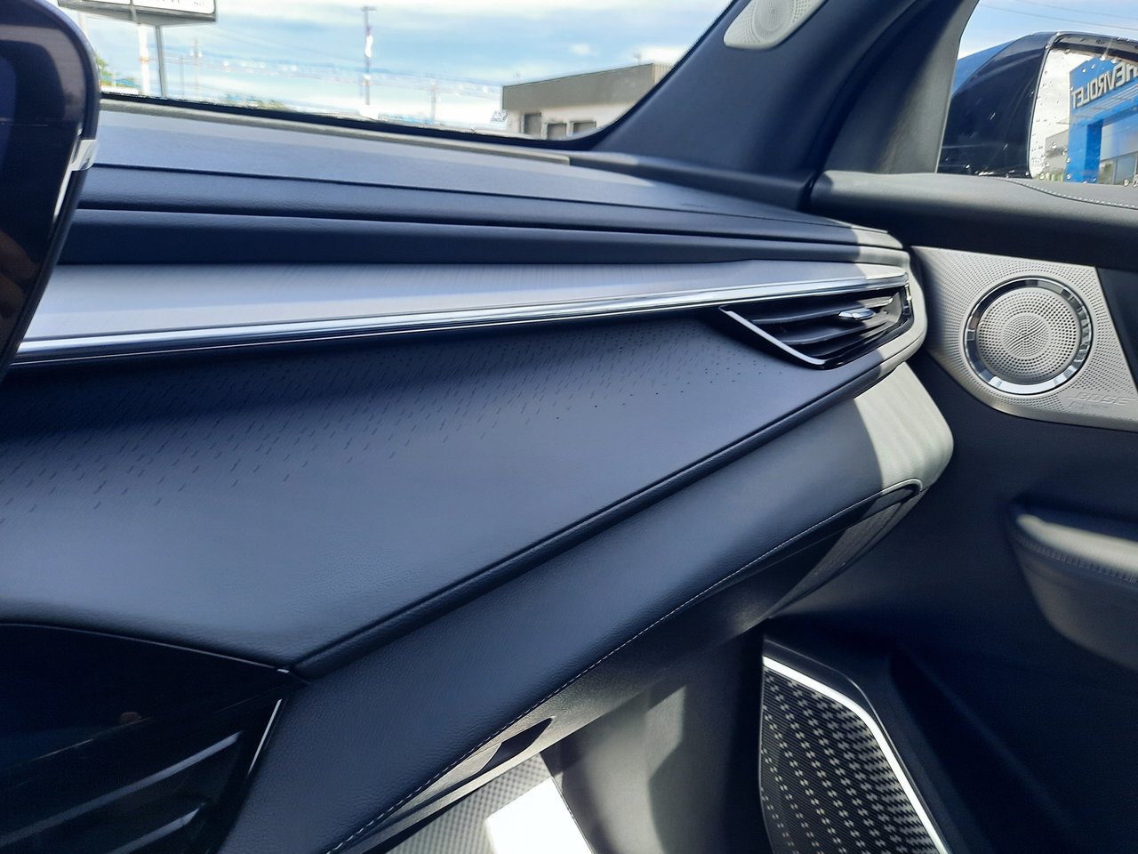 2026 Buick Enclave Avenir-20