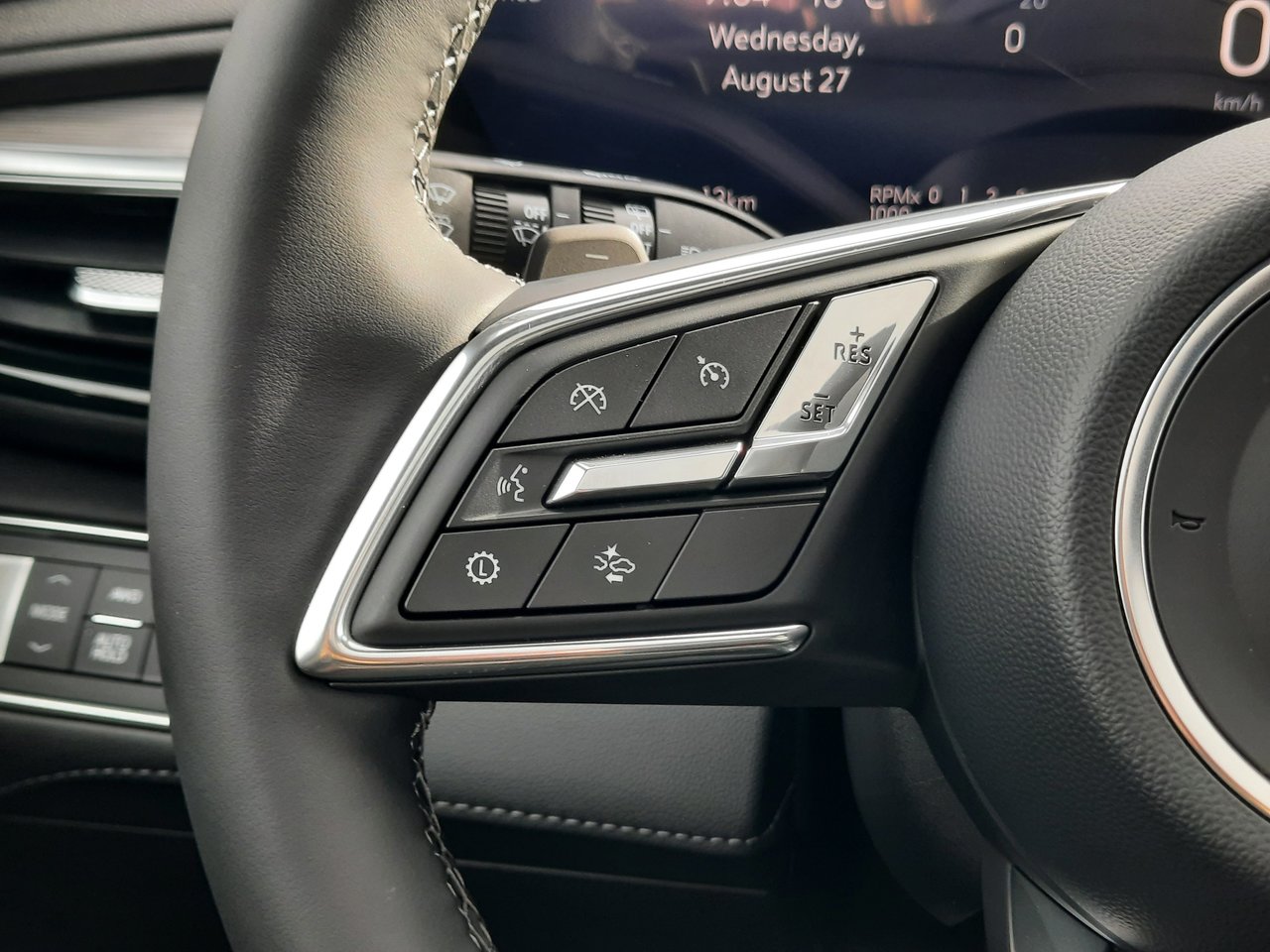 2026 Buick Enclave Preferred-13