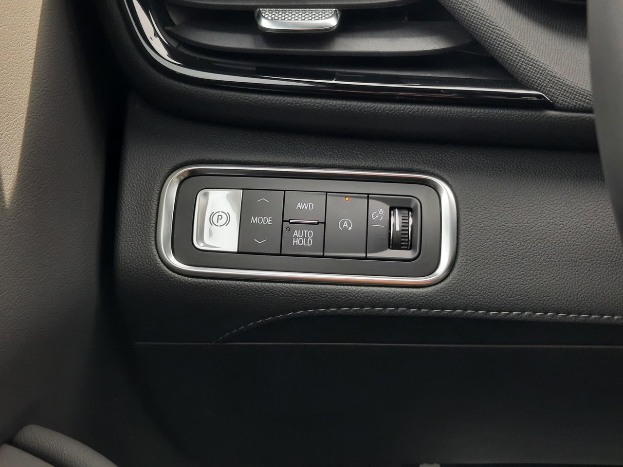 2026 Buick Enclave Preferred-12