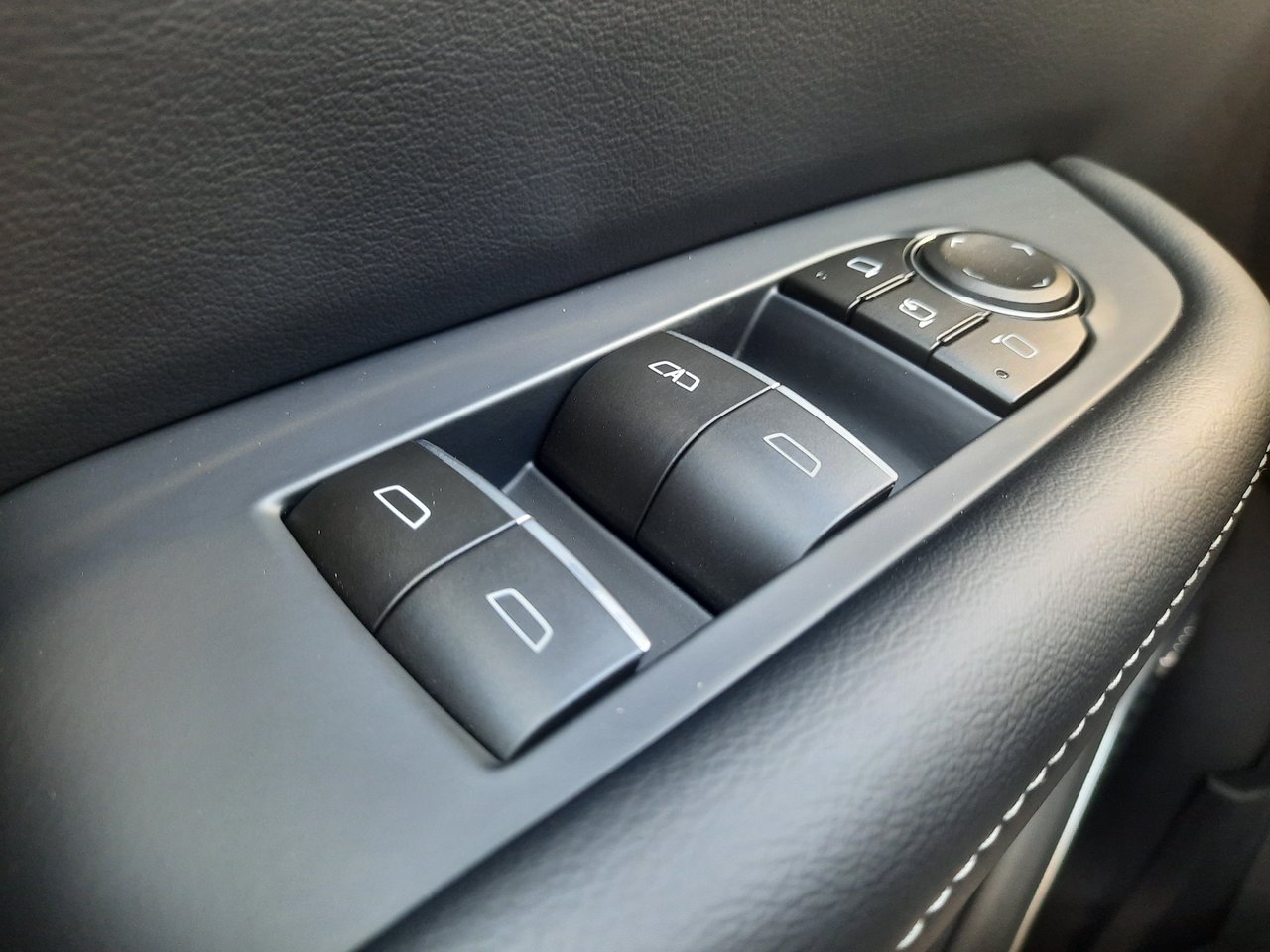 2026 Buick Enclave Sport Touring-9