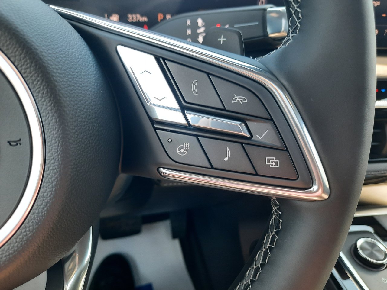 2026 Buick Enclave Sport Touring-13