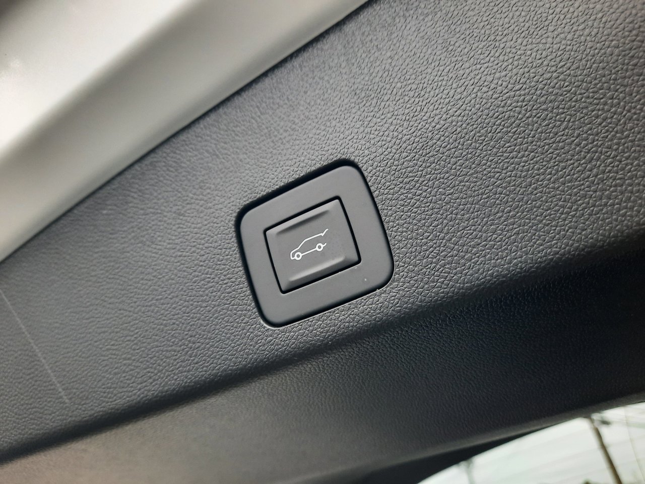 2026 Buick Encore GX Sport Touring-8