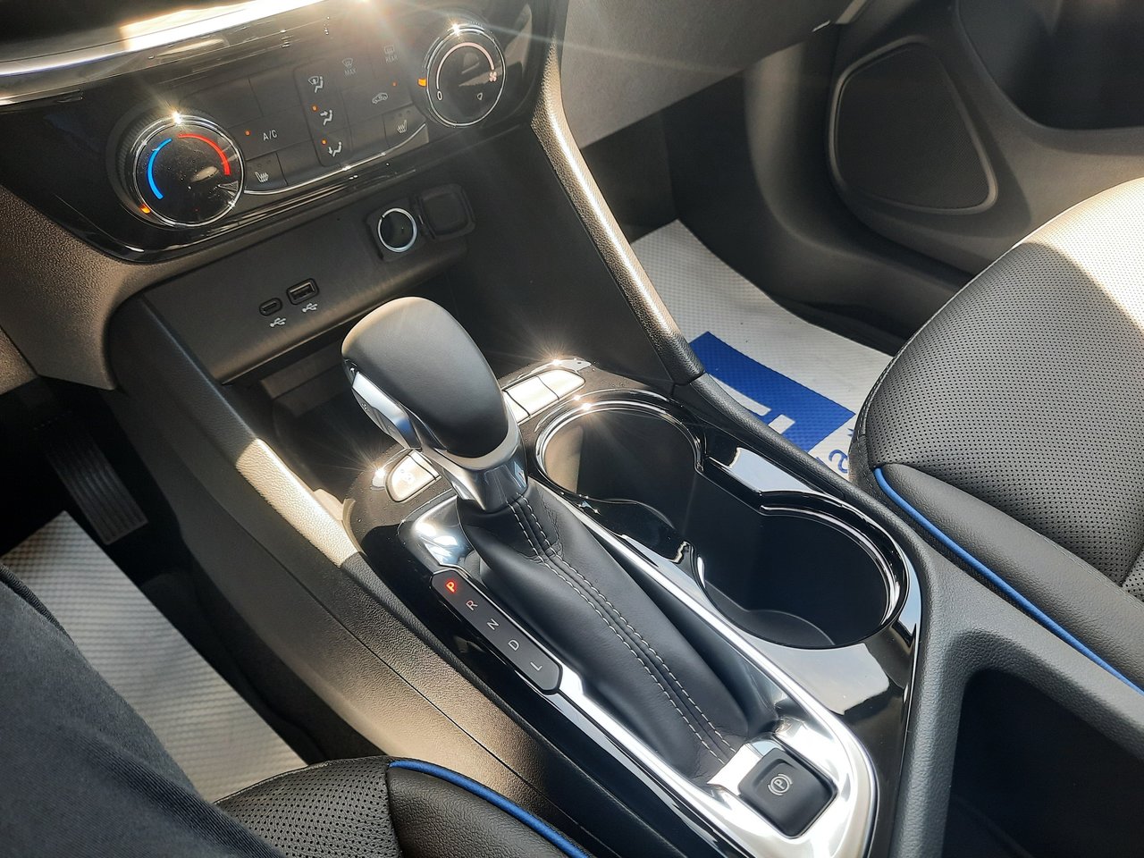 2026 Buick Encore GX Sport Touring-18