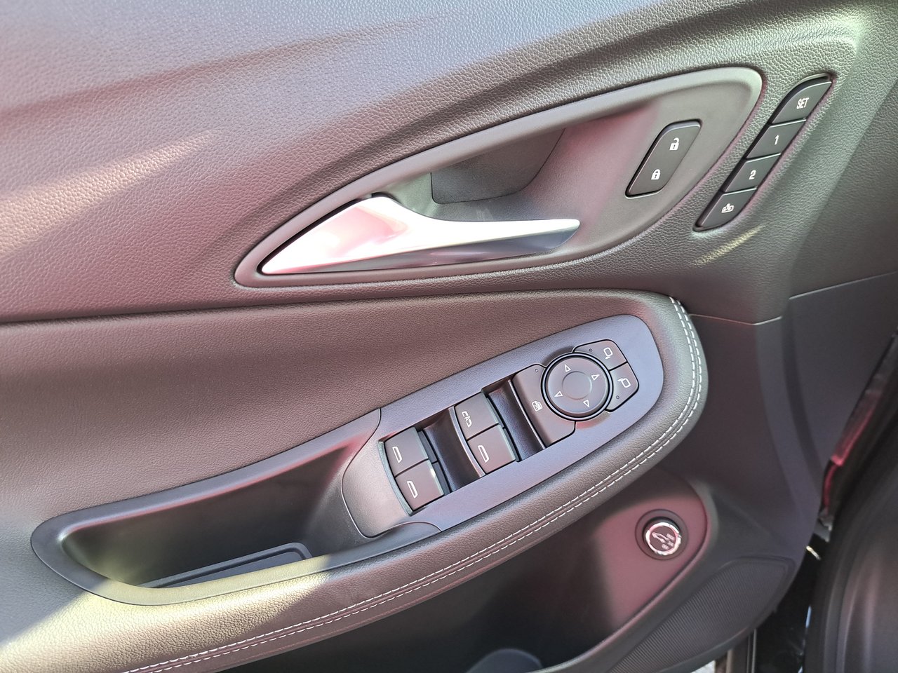 2026 Buick Encore GX Avenir-10