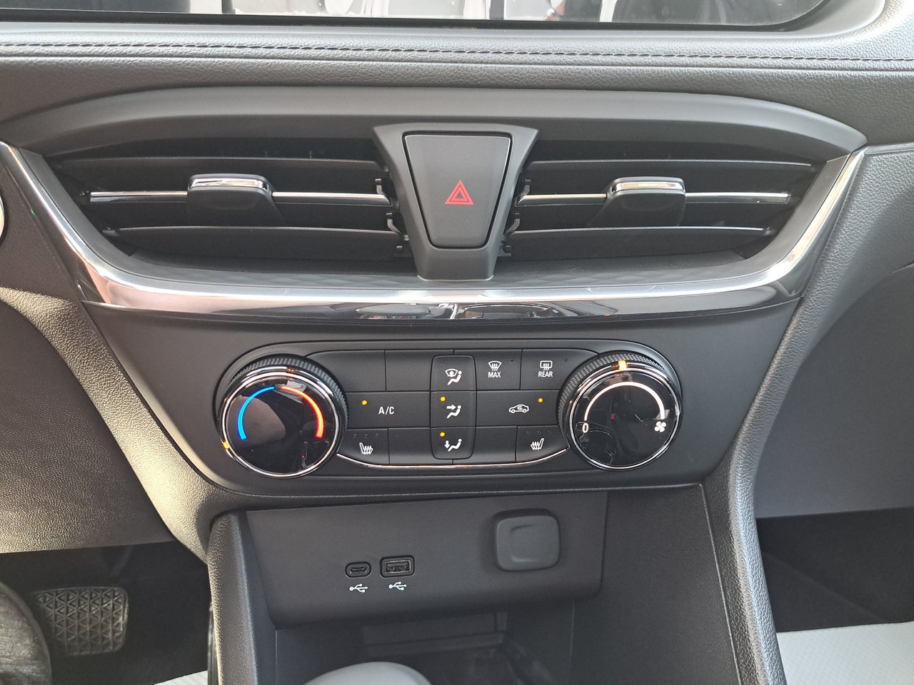 2026 Buick Encore GX Preferred-15