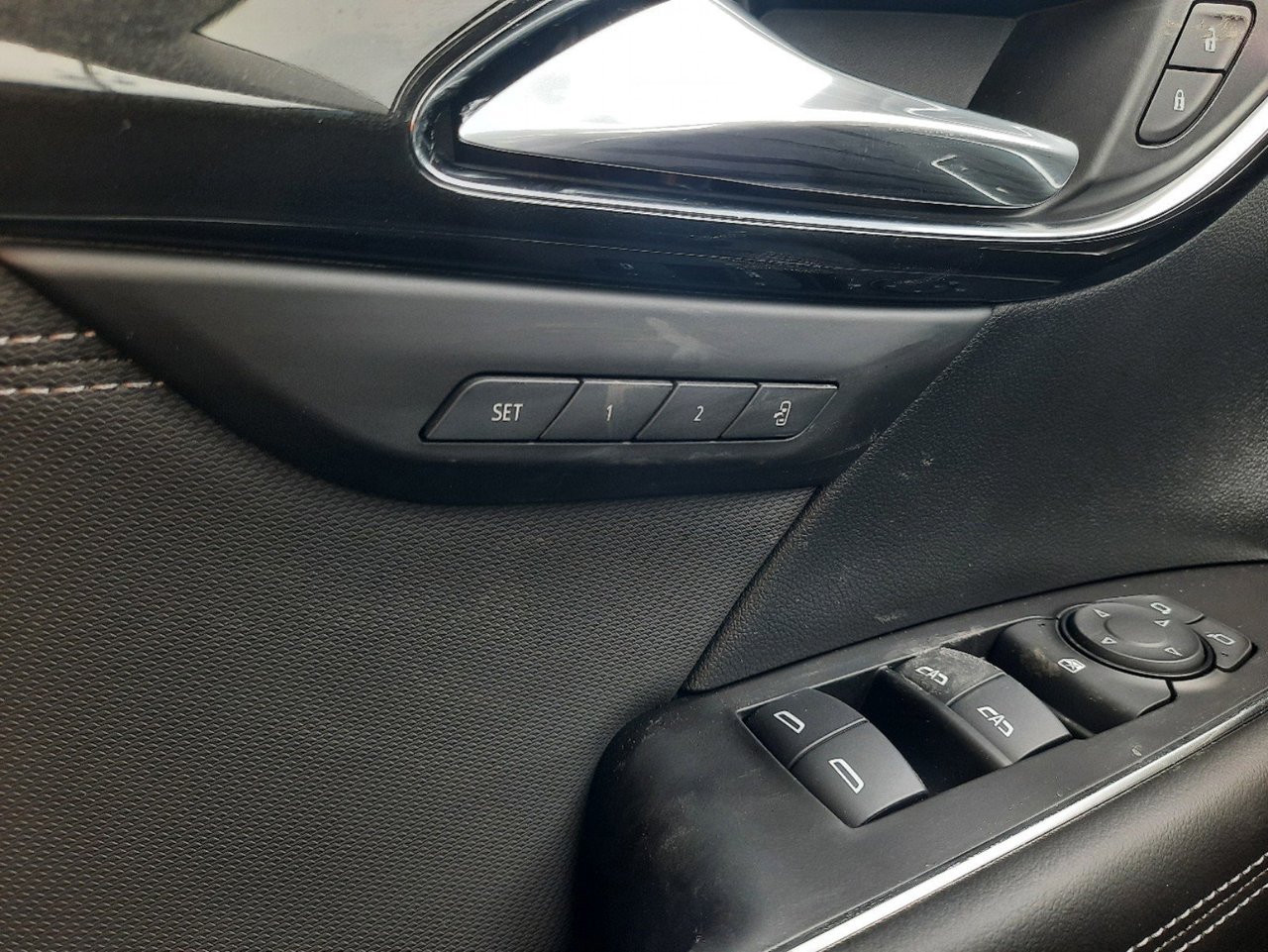 2025 Buick Envision Preferred-11