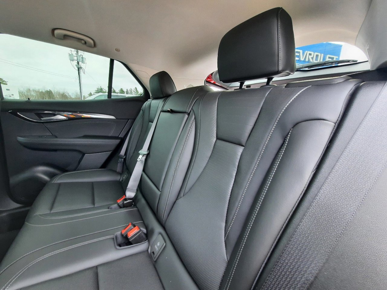 2025 Buick Envision Preferred-26