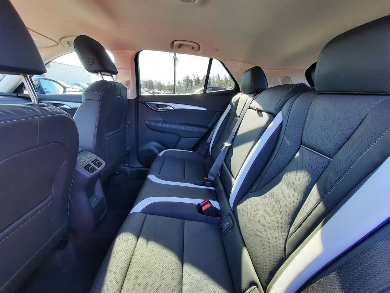 2025 Buick Envision Sport Touring-29