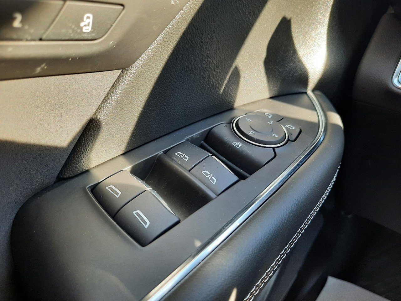 2025 Buick Envision Sport Touring-12