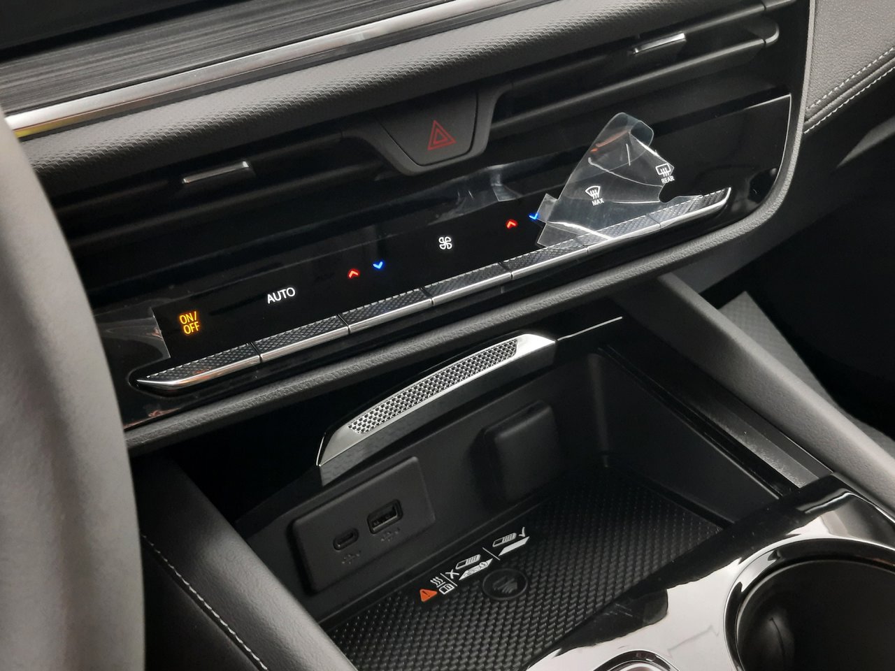 2025 Buick Envision Preferred-18