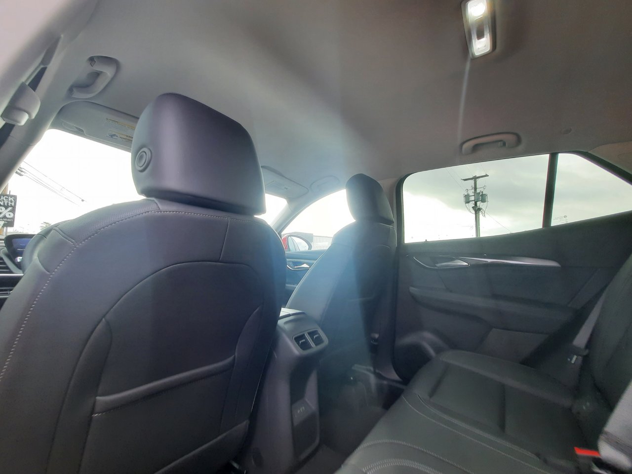 2025 Buick Envision Preferred-27