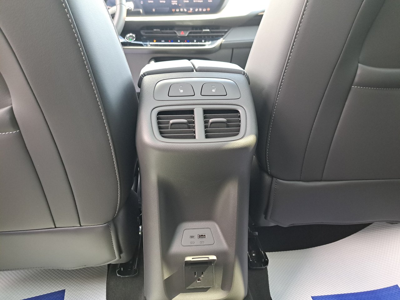 2026 Buick Envision Avenir-9