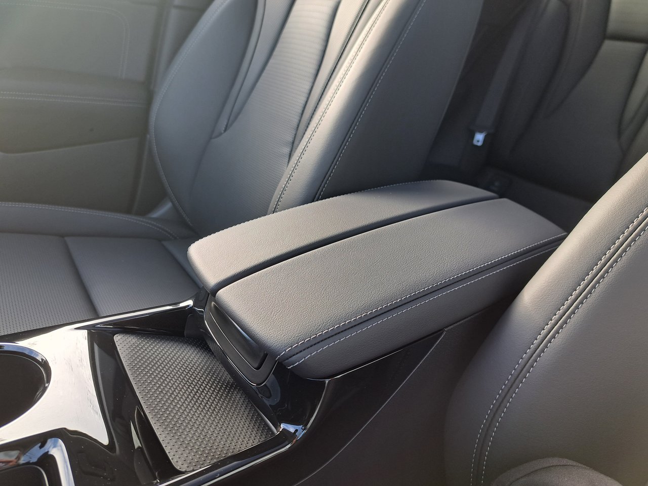 2026 Buick Envision Preferred-24