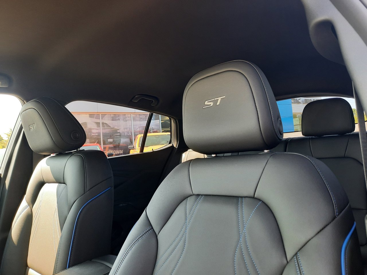 2025 Buick Envista Sport Touring-2