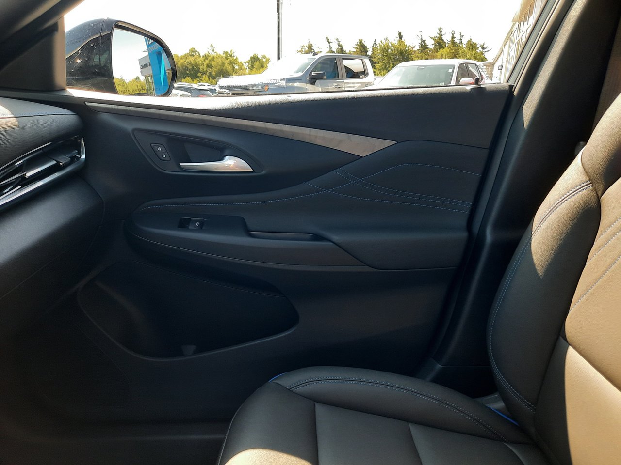 2025 Buick Envista Sport Touring-21