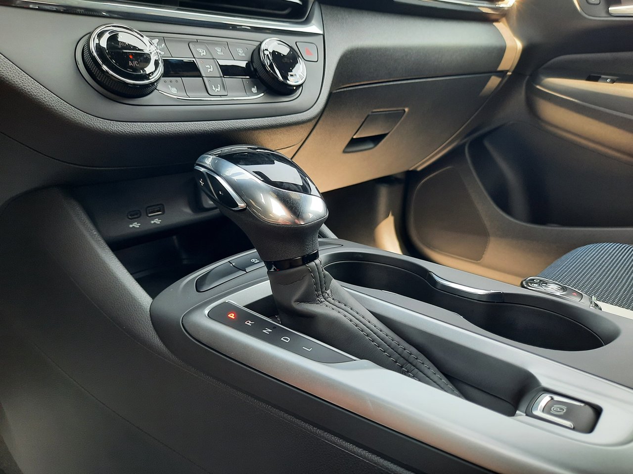 2025 Buick Envista Preferred-17