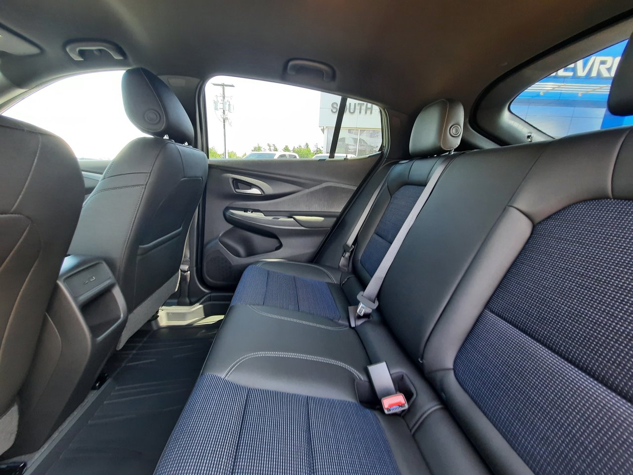 2025 Buick Envista Preferred-23