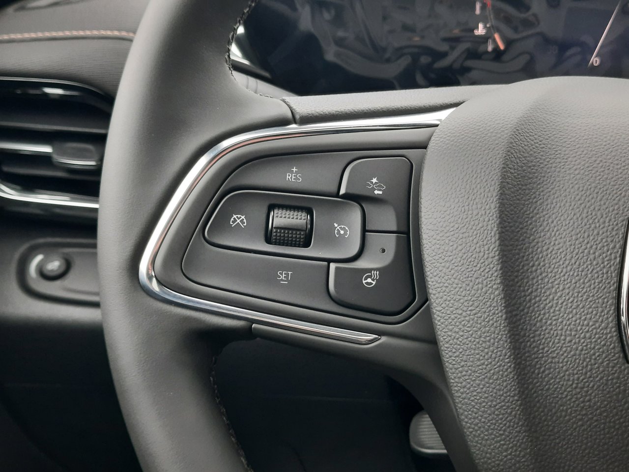 2025 Buick Envista Avenir-11