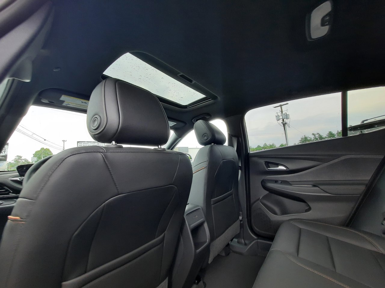 2025 Buick Envista Avenir-27