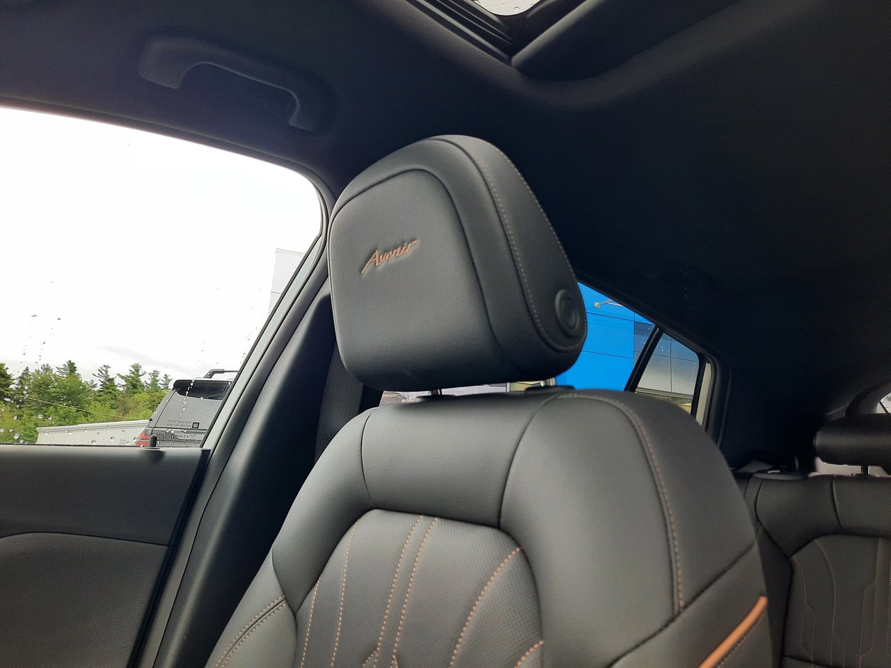 2025 Buick Envista Avenir-23